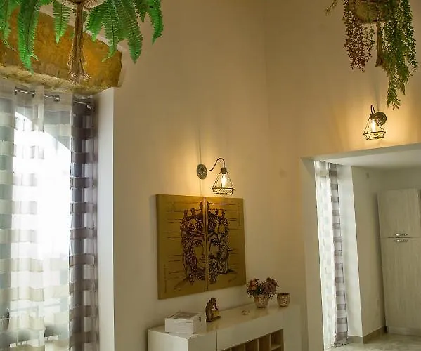 La Perla Della Cattedrale Luxury Bed and Breakfast 4*