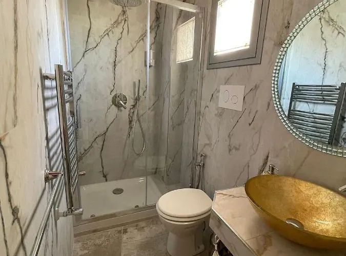 La Perla Della Cattedrale Luxury Bed and Breakfast 4*